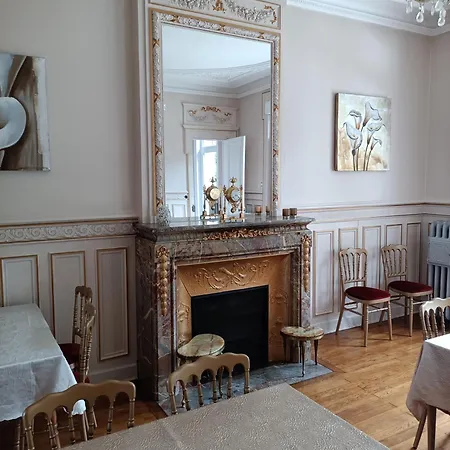 Le Clos Belle Rose Et La Roseraie 3*