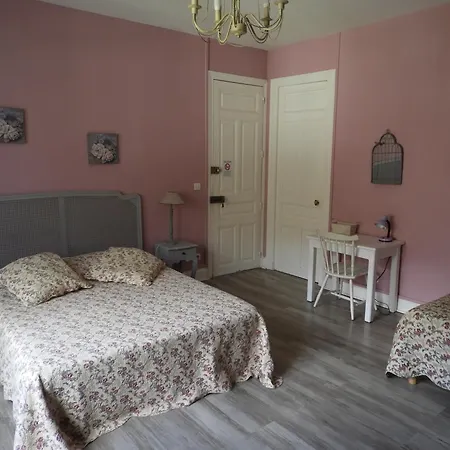 Couette-café Le Clos Belle Rose Et La Roseraie Haybes