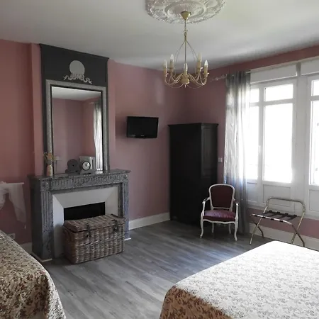 Le Clos Belle Rose Et La Roseraie 3*