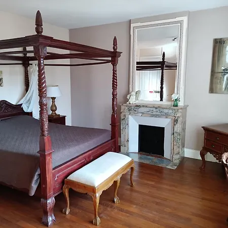 Bed & Breakfast Le Clos Belle Rose Et La Roseraie Haybes