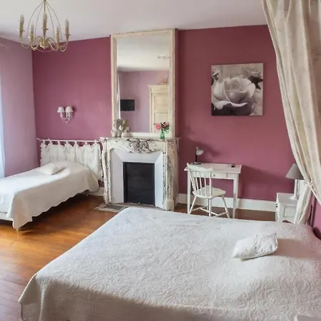 Le Clos Belle Rose Et La Roseraie Bed & Breakfast 3*